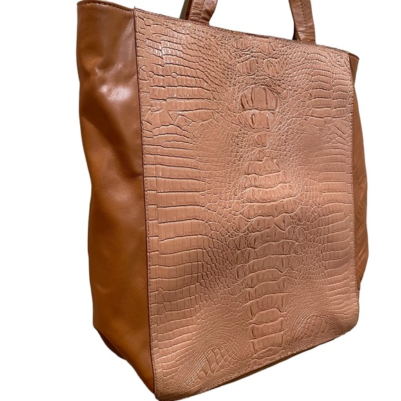 Jana Feifer Tan Croc Embossed Large Tote Bag - Picture 3 of 9